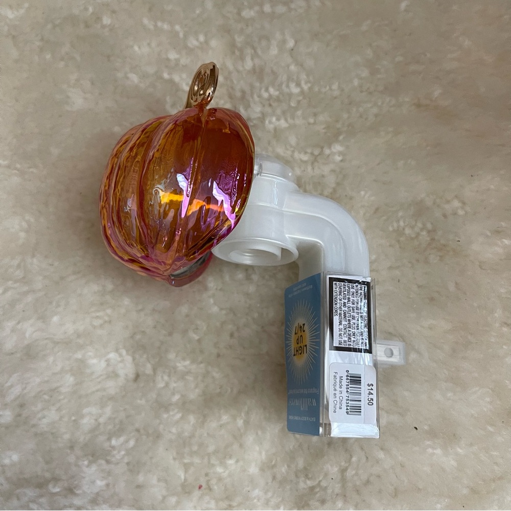 NWT Bath Body Works Fall Autumn Halloween Pumpkin Wallflower Plug - Picture 2 of 5